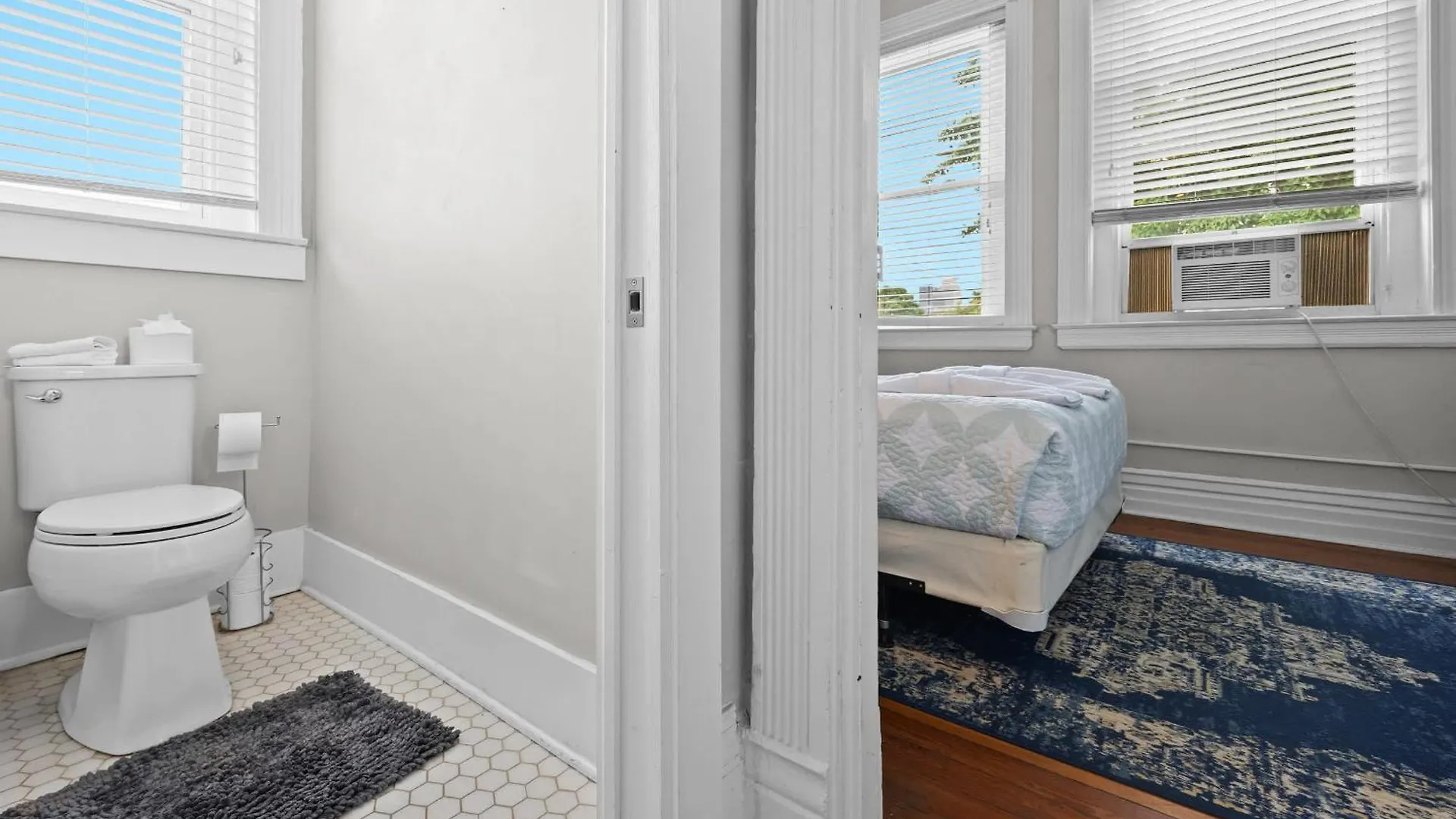 Historic 3-Br Downtown Bourbon Getaway Villa Louisville 0*,